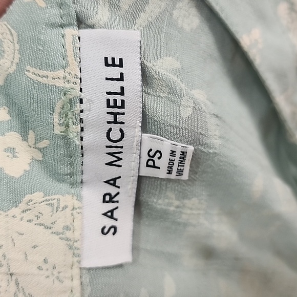 ⭐️Sara Michelle mint green floral top size PS - Picture 4 of 4